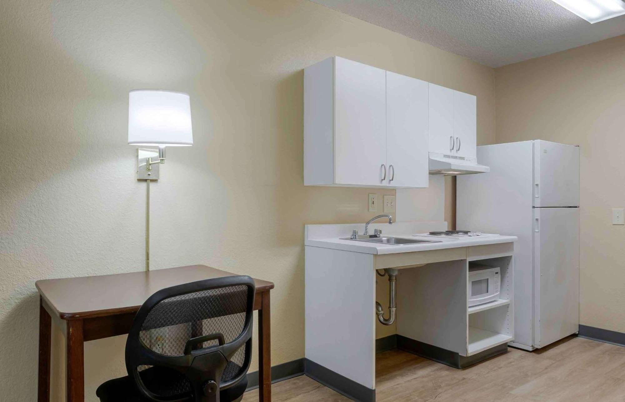 Extended Stay America Suites - Houston - Med Ctr - Greenway Plaza Экстерьер фото
